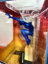 Load image into Gallery viewer, 2023 Diamond Select Toys - SPIDER-MAN 2099 Gallery Diorama