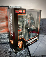 Load image into Gallery viewer, 2023 Medicom Toy Mafex - T-800 (The Terminator : Battle Damage Ver.) No. 191