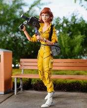 Load image into Gallery viewer, 2023 NECA Teenage Mutant Ninja Turtles Figure: APRIL O’NEIL (Mirage Comics)