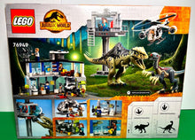 Load image into Gallery viewer, 2022 LEGO Jurassic World: Giganotosaurus &amp; Therizinosaurus Attack (#76949)