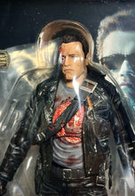 Load image into Gallery viewer, 2023 Medicom Toy Mafex - T-800 (The Terminator : Battle Damage Ver.) No. 191