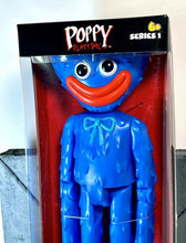 Load image into Gallery viewer, 2022 Poppy Playtime Series 1 - Huggy Wuggy Deluxe Face-Changing Figure 12in