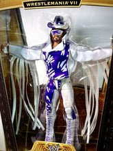 Load image into Gallery viewer, 2010 WWE Defining Moments Figure - “MACHO KING” RANDY SAVAGE (Wrestlemania VII)