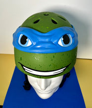 Load image into Gallery viewer, 2016 Nickelodeon TMNT 3D Kids Bike Helmet - LEONARDO (Size: Small)