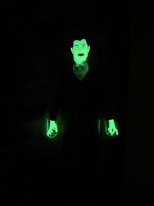 2024 NECA Exclusive - DRACULA GLOW IN THE DARK Action Figure