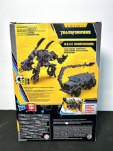 Load image into Gallery viewer, 2022 Hasbro Transformers Studio Series- Buzzworthy Bumblebee - NEST BONECRUSHER