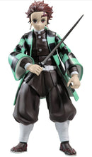 Load image into Gallery viewer, 2023 McFarlane - Demon Slayer: Kimetsu No Yaiba Wave 1 - TANJIRO KAMADO Figure