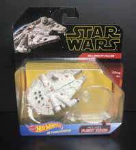 Load image into Gallery viewer, 2019 Hot Wheels Starships - Star Wars: MILLENIUM FALCON (w/ Flight Stand)