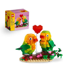 Load image into Gallery viewer, 2024 LEGO Seasonal: Valentine Lovebirds (#40522) 298pcs