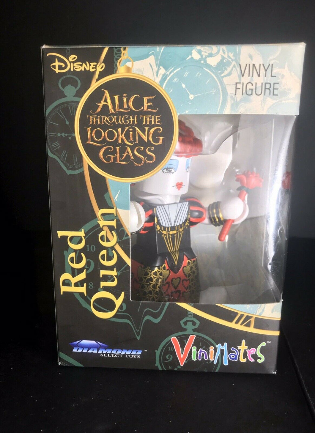 Diamond Select Vinimates Alice Red Queen Figure