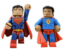 Load image into Gallery viewer, SUPERMAN LEGACY Box Set 2018 SDCC Exclusive Vinyl Figures Vinimates