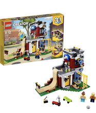 Load image into Gallery viewer, 2018 LEGO Creator #31081: Modular Skate House (422 Pieces)