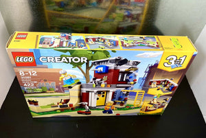 2018 LEGO Creator #31081: Modular Skate House (422 Pieces)