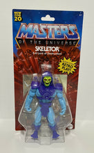 Load image into Gallery viewer, 2020 Mattel -  Masters of the Universe 5.5” Retro Action Figure: SKELETOR