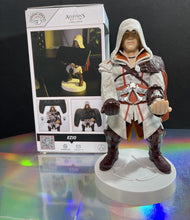 Load image into Gallery viewer, Assassin&#39;s Creed Ezio Auditore Cable Guy Controller Holder