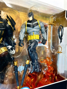 2021 McFarlane DC Multiverse - BATMAN vs. AZRAEL BATMAN ARMOR Figure 2-Pack