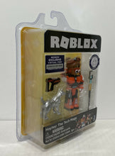 Load image into Gallery viewer, Jazwares Roblox - Haley: The Tech Mage Figure w/ Exclusive Virtual Code