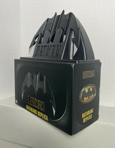 NECA DC BATMAN (1989) MOVIE BATARANG REPLICA PROP