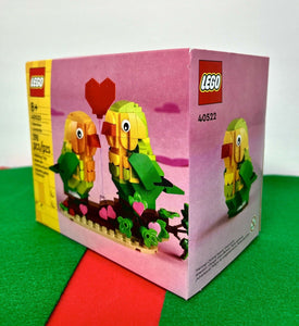 2024 LEGO Seasonal: Valentine Lovebirds (#40522) 298pcs