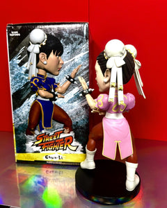 Icon Heroes Capcom - Street Fighter - CHUN-LI (Pink Variant) 8in BobbleHead