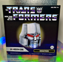 Load image into Gallery viewer, 2022 Modern Icons Transformers - MEGATRON Electronic Helmet 1:1 Scale Replica