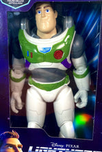 Load image into Gallery viewer, 2022 Mattel - Disney•Pixar Lightyear 12&quot; Action Figure: BUZZ LIGHTYEAR