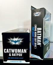 Load image into Gallery viewer, McFarlane - Dark Knight Trilogy - CATWOMAN &amp; BATPOD, BATMAN (HK Sky Dive - PLAT)