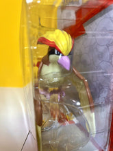 Load image into Gallery viewer, 2022 Jazwares Pokémon - PIDGEOT Battle Feature Figure