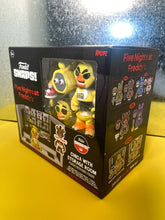 Load image into Gallery viewer, 2022 Funko Snaps! - Five Nights at Freddy&#39;s - CHICA WITH STORAGE ROOM Playset