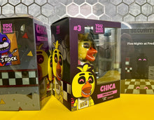 Load image into Gallery viewer, 2022 Youtooz Five Nights at Freddy&#39;s Vinyl Figure - CHICA (#3)