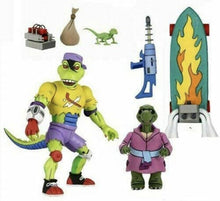 Load image into Gallery viewer, NECA 1:10 Scale Teenage Mutant Ninja Turtles Figure: GECKO WONDO