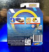 Load image into Gallery viewer, 2022 Hot Wheels Character Cars - Sonic The Hedgehog - SONIC Diecast Car