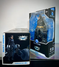 Load image into Gallery viewer, McFarlane - Dark Knight Trilogy - CATWOMAN &amp; BATPOD, BATMAN (HK Sky Dive - PLAT)