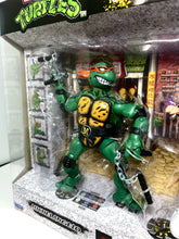 Load image into Gallery viewer, Street Fighter II vs TMNT Figure 2-Pack - MICHELANGELO VS. CHUN-LI